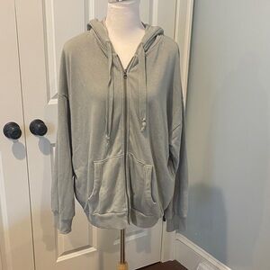 American Eagle Super Soft Pale Olive Swearshjrt